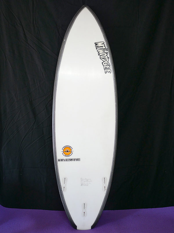 #hur056 中古 Mt Woodgee Surfboards 5’7 HURRICANE